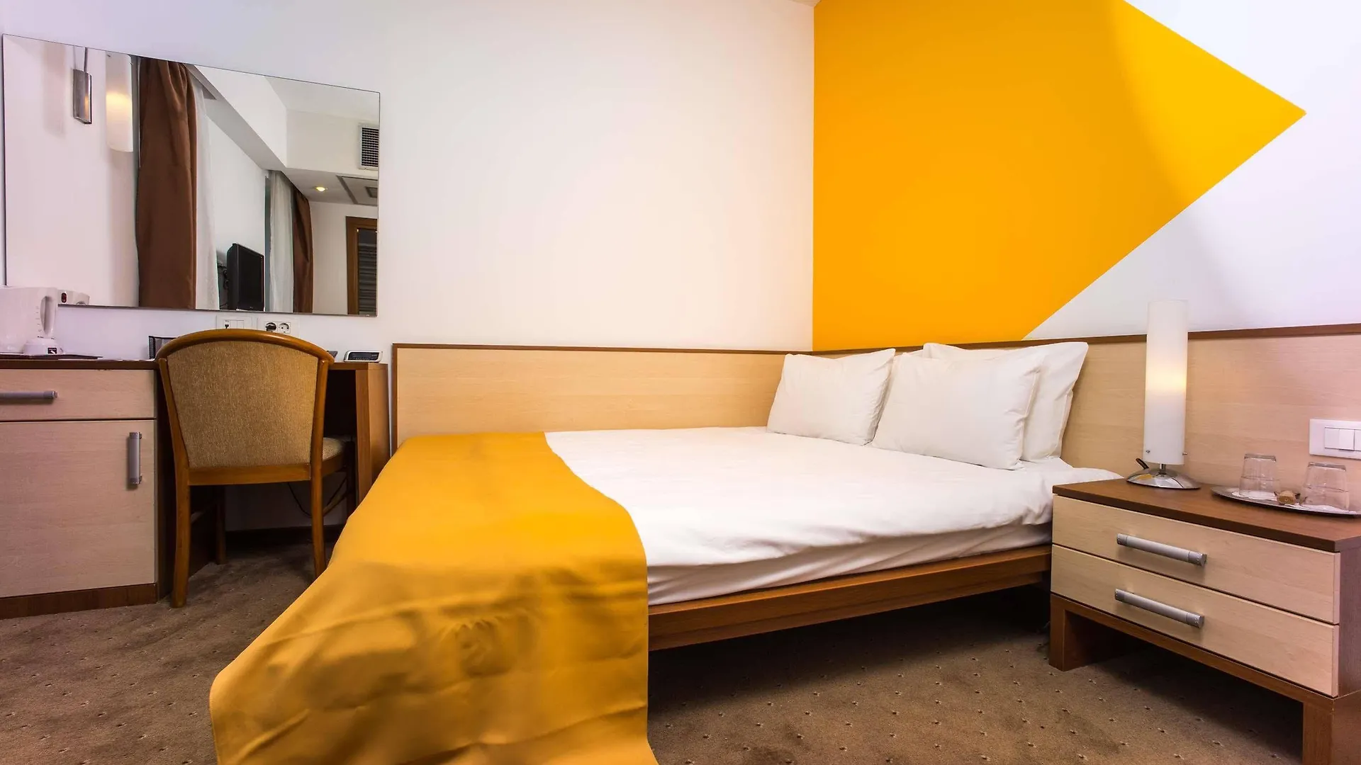 Stil Hotel Bukarest 4*,
