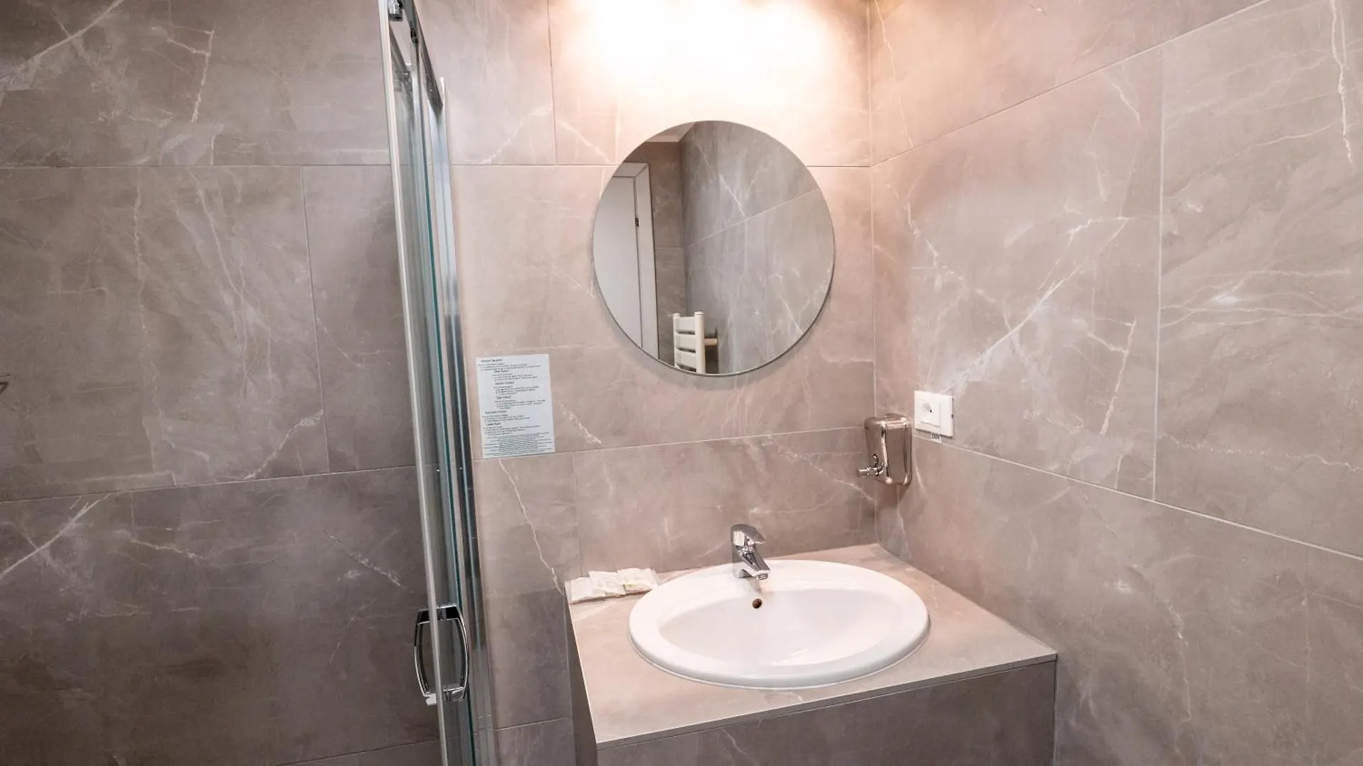 Stil Hotel Bukarest 4*,